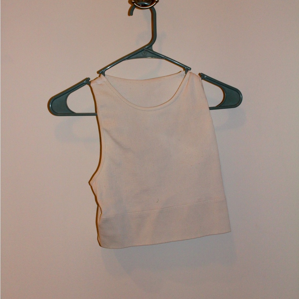 Gilly Hicks compression tank top